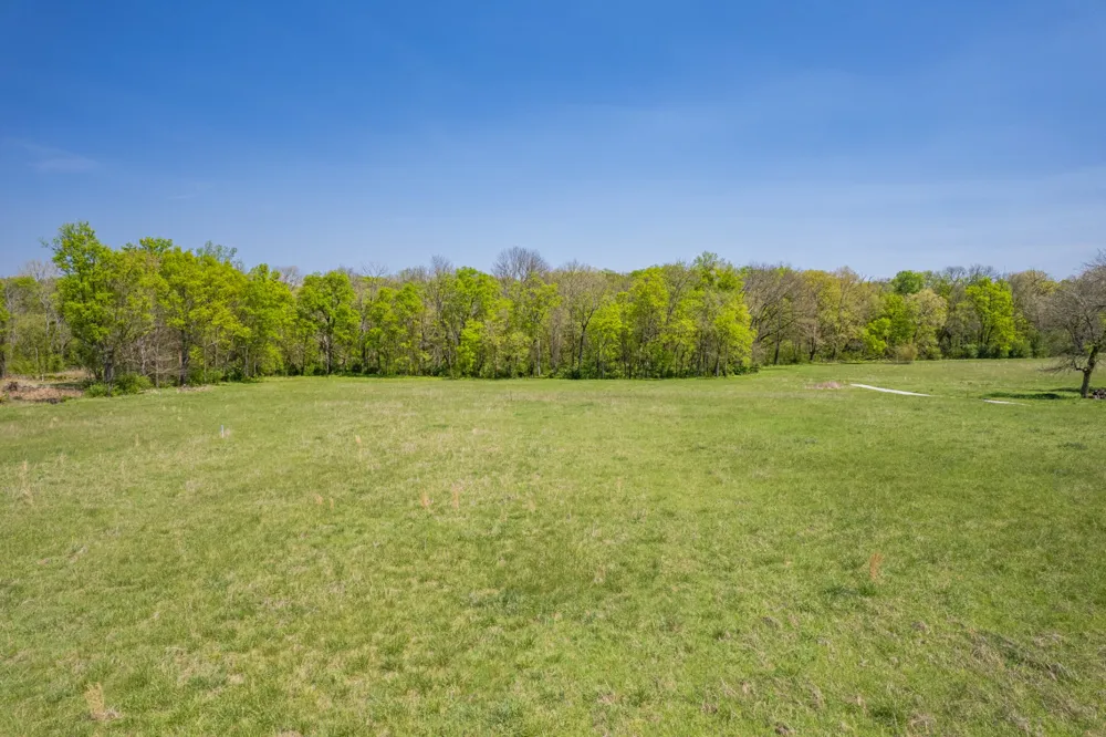 4 Old Zion Rd Columbia, TN 38401