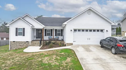225 Foothills Drive
