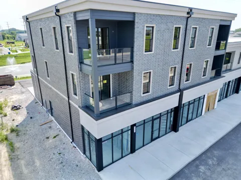 10261 Calumet Avenue #203