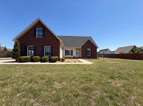 425 Long Creek Dr