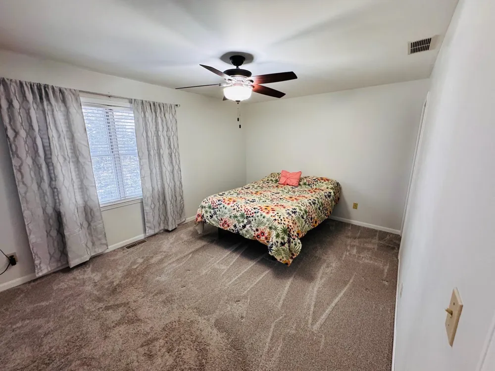 3612 Creekside Drive Valparaiso, IN 46383