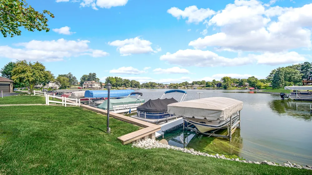 5040 Spinnaker Lane #C Crown Point, IN 46307