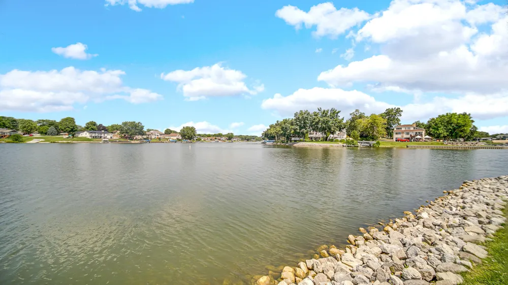 5040 Spinnaker Lane #C Crown Point, IN 46307