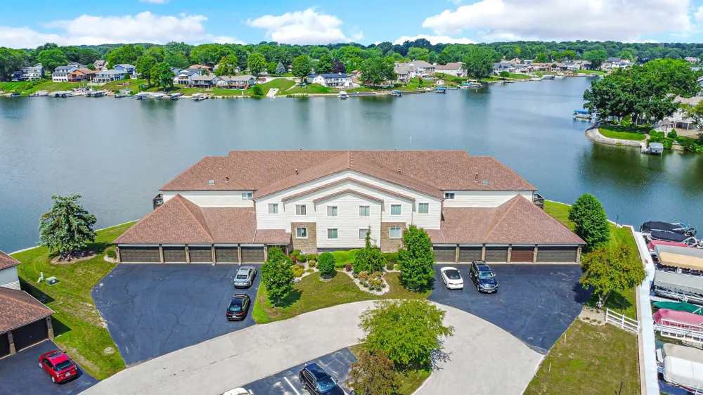 5040 Spinnaker Lane #C Crown Point, IN 46307