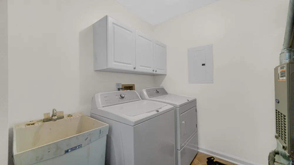 5040 Spinnaker Lane #C Crown Point, IN 46307