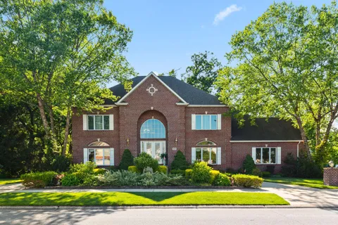 7412 Forest Ridge Drive