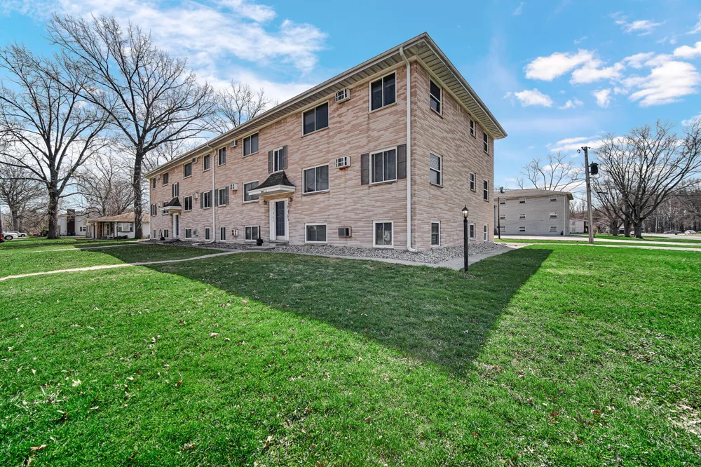 1623 Portage Avenue Chesterton, IN 46304