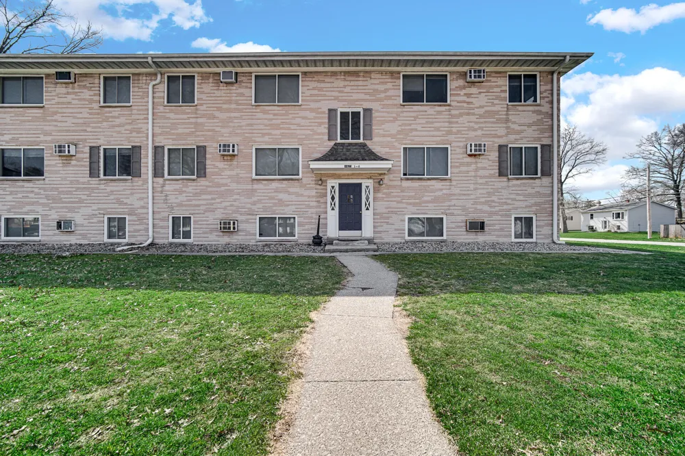1623 Portage Avenue Chesterton, IN 46304