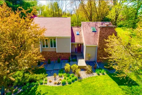 1587 Rustic Drive