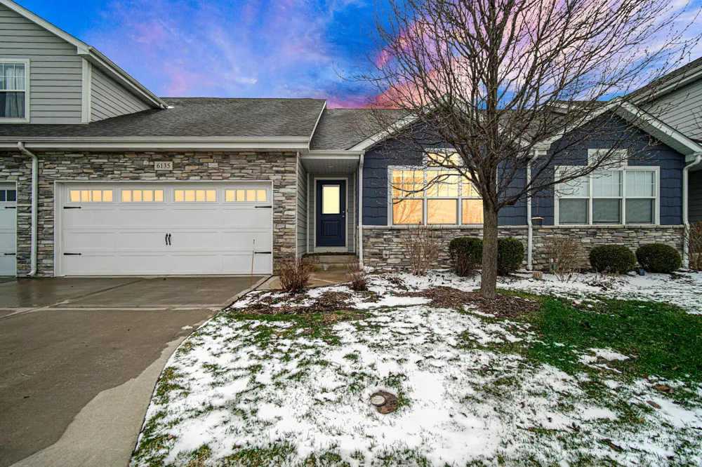 6135 S Dune Harbor Drive Portage, IN 46368