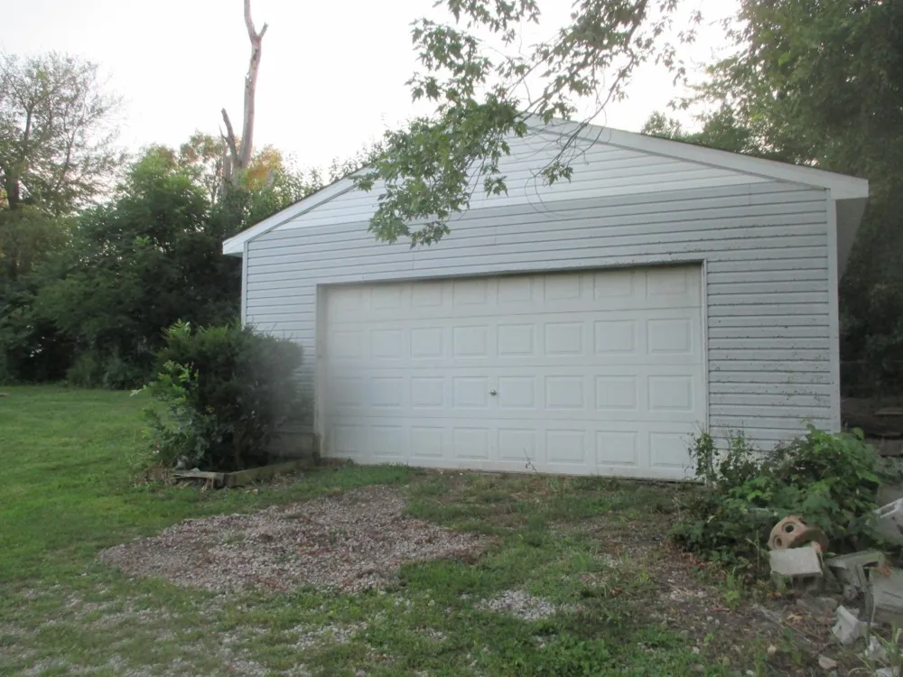 7424 W 140th Place Cedar Lake, IN 46303