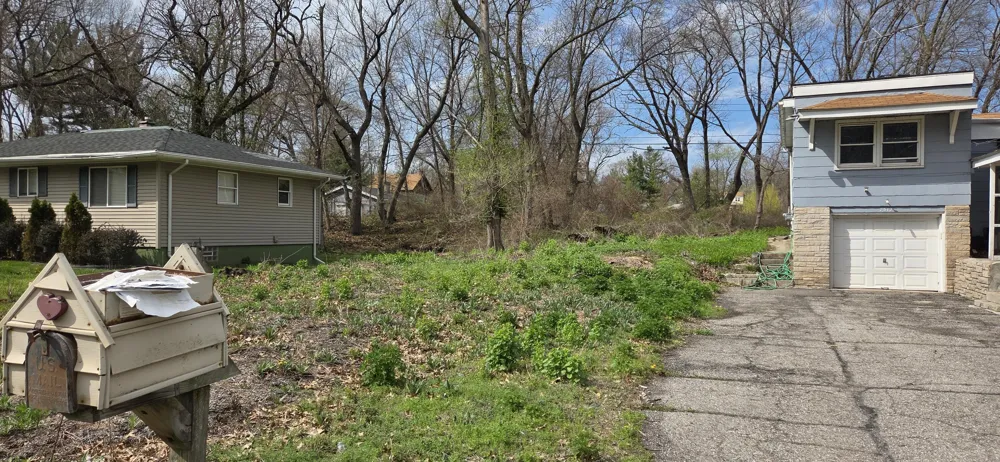 7506-10 Indian Boundary Gary, IN 46403