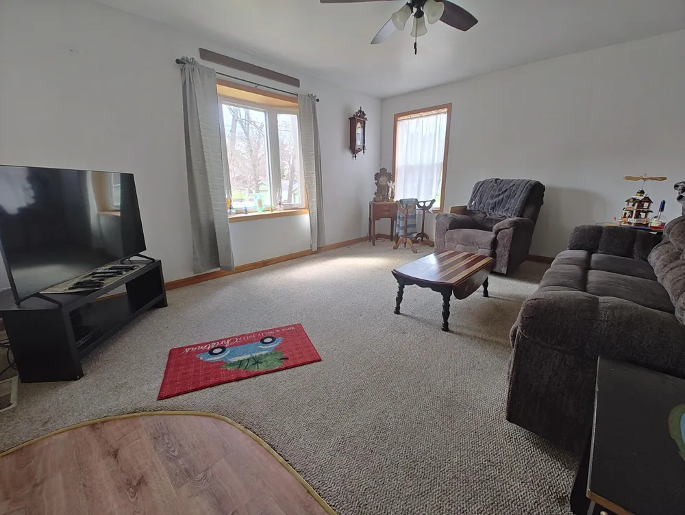 6441 E Calvin Drive Knox, IN 46534