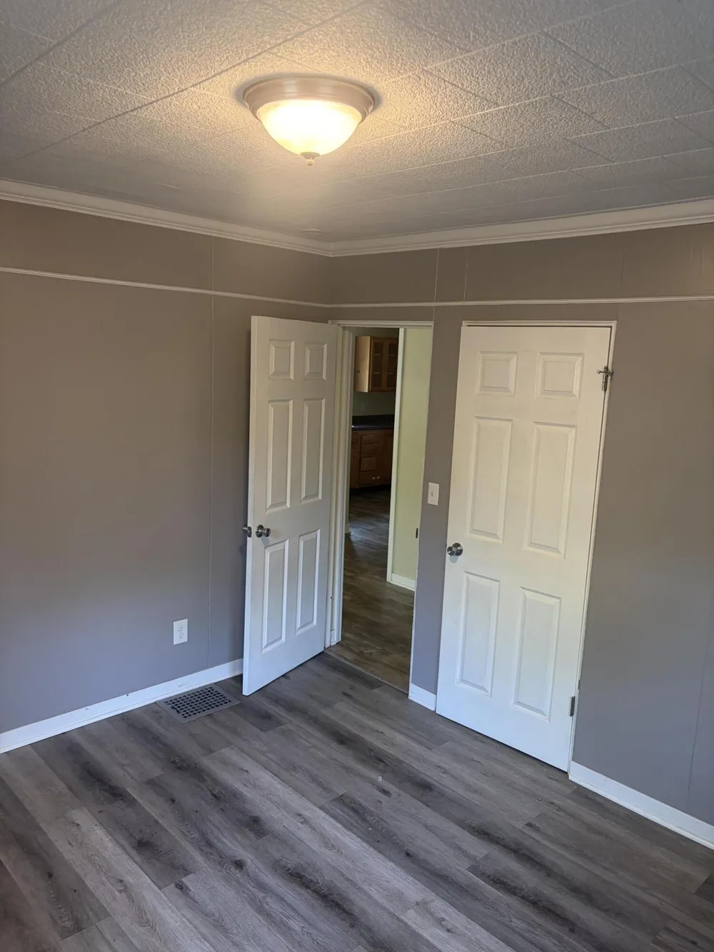 102 Leeds Avenue Michigan City, IN 46360
