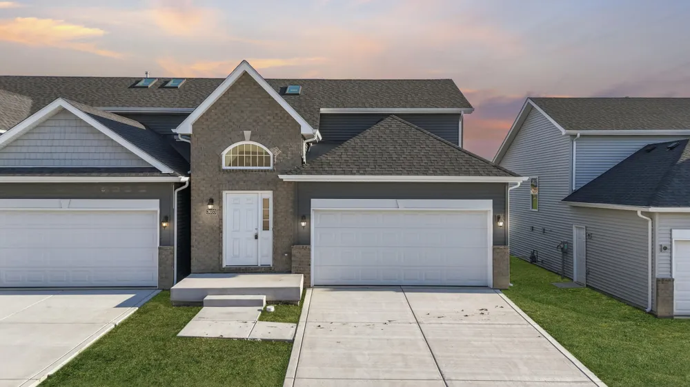3033 W 82nd Place Merrillville, IN 46410