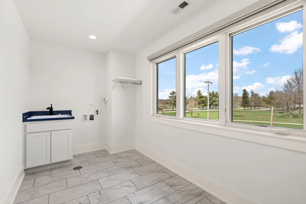 2227 W 1100 Chesterton, IN 46304