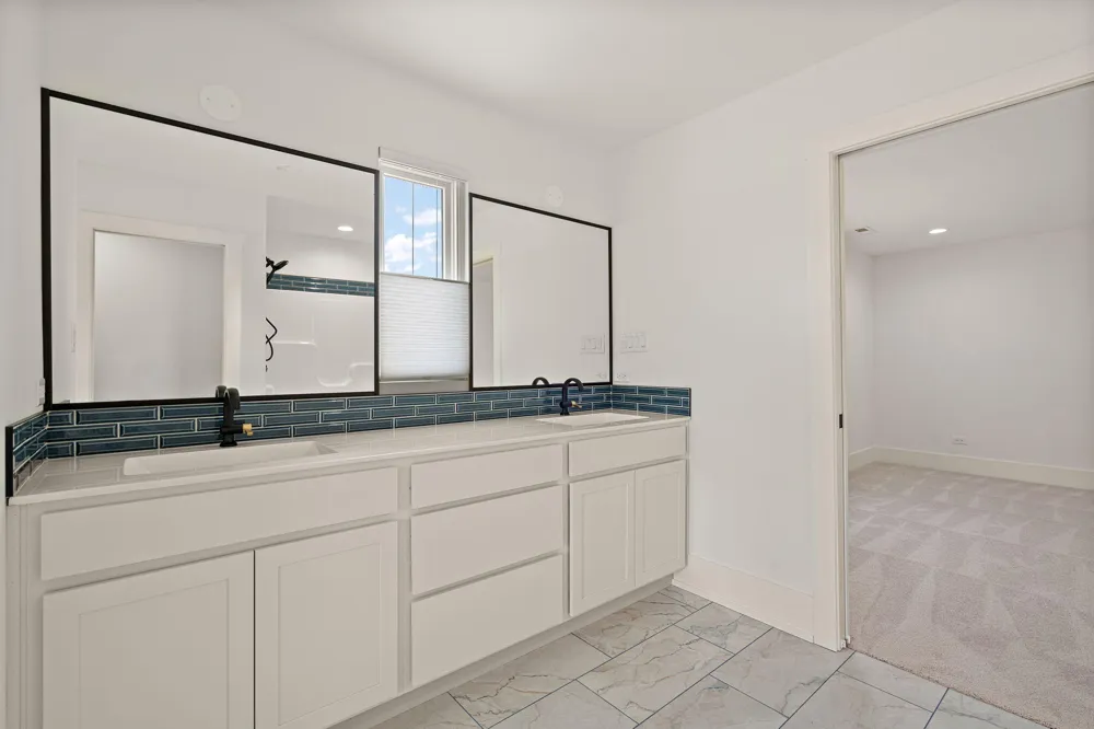 2227 W 1100 Chesterton, IN 46304