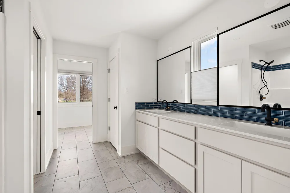 2227 W 1100 Chesterton, IN 46304