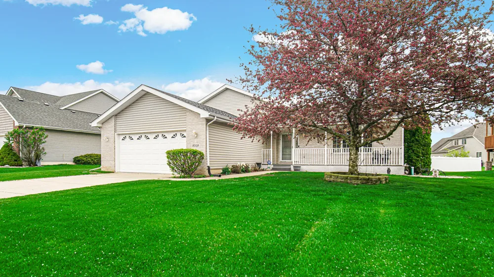 9519 Henry Street Dyer, IN 46311