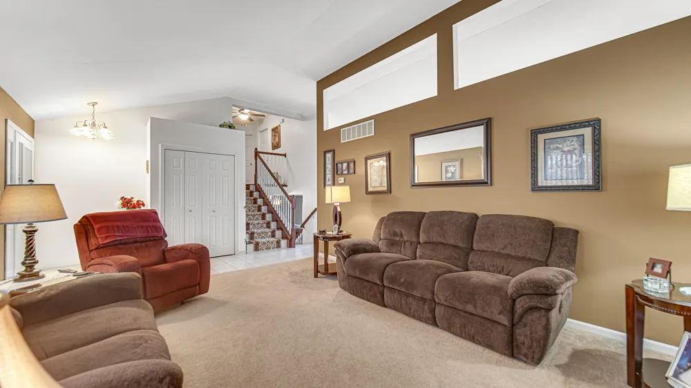 9519 Henry Street Dyer, IN 46311