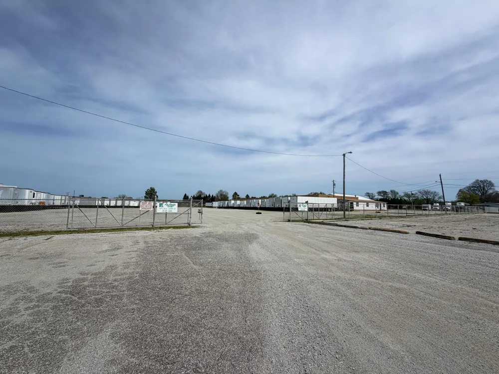1157 E 150 La Porte, IN 46350
