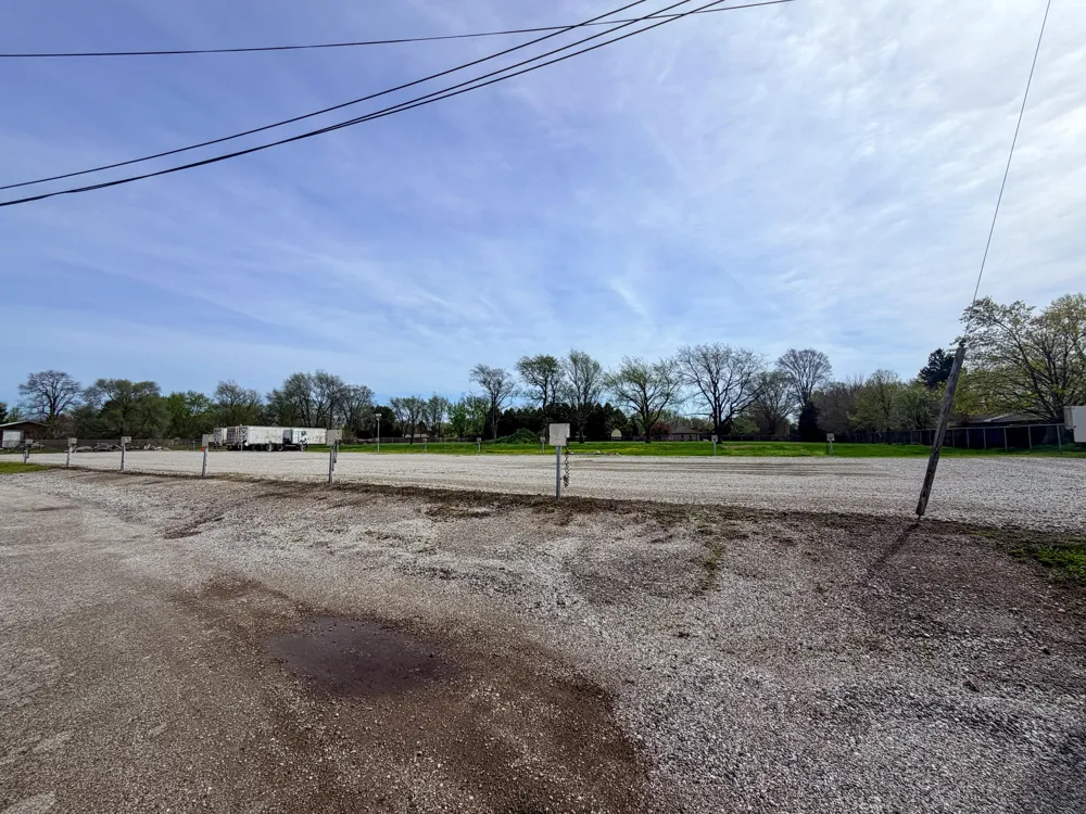 1157 E 150 La Porte, IN 46350