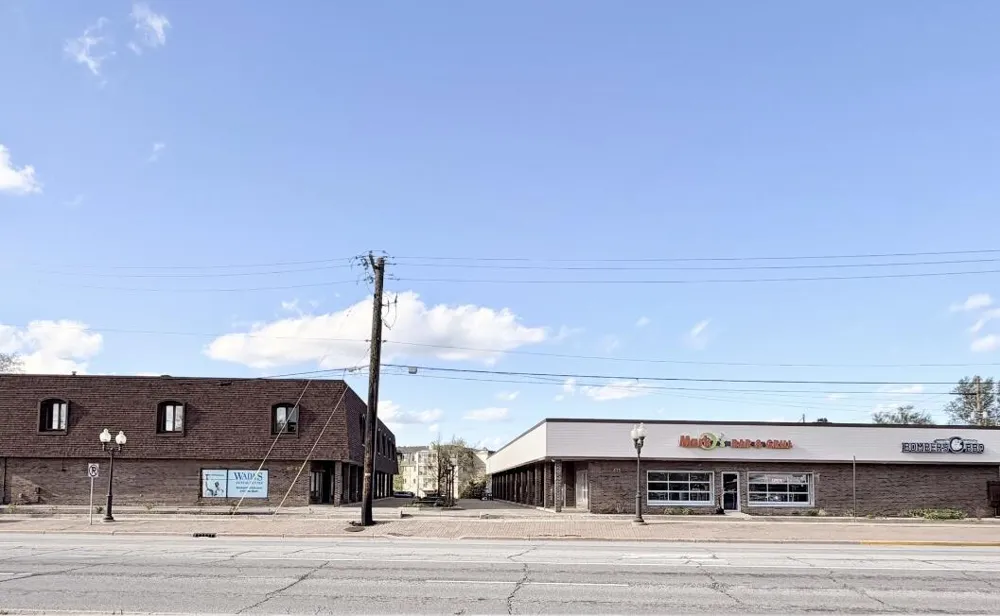 435 Ridge Road Munster, IN 46321