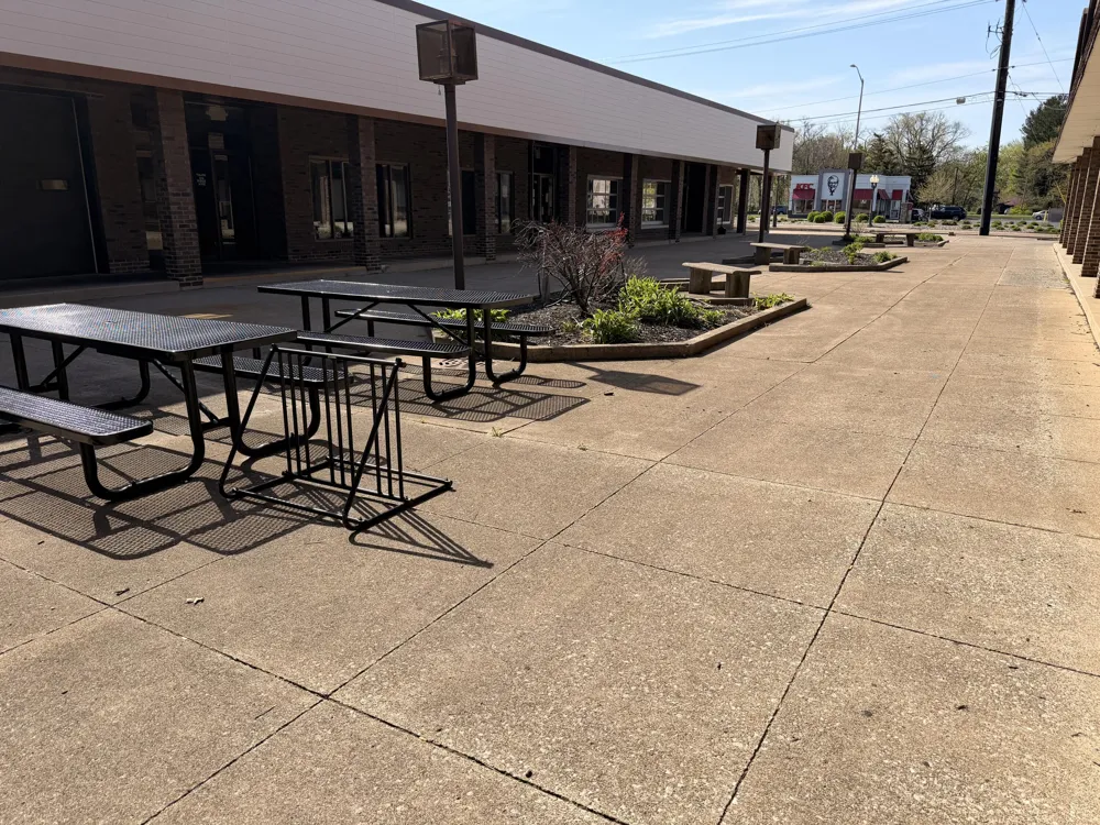 435 Ridge Road Munster, IN 46321