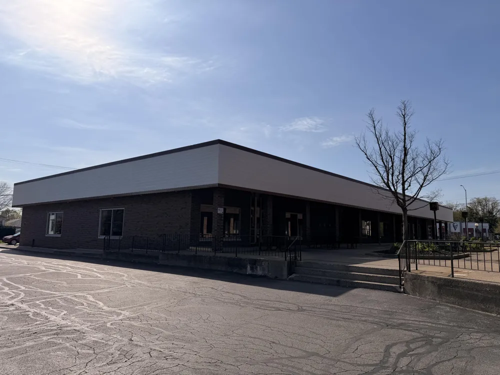 435 Ridge Road Munster, IN 46321
