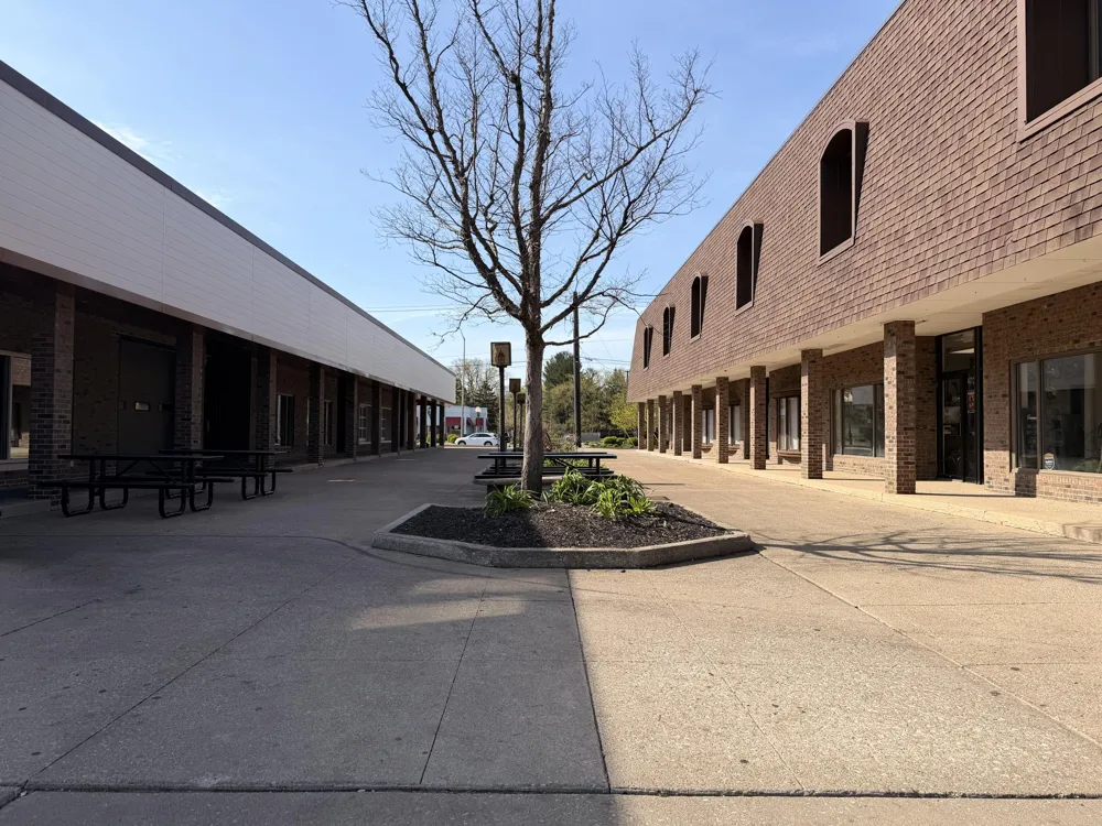 435 Ridge Road Munster, IN 46321