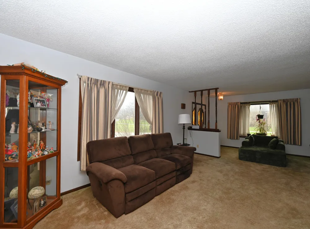 5110 W 400 Winamac, IN 46996