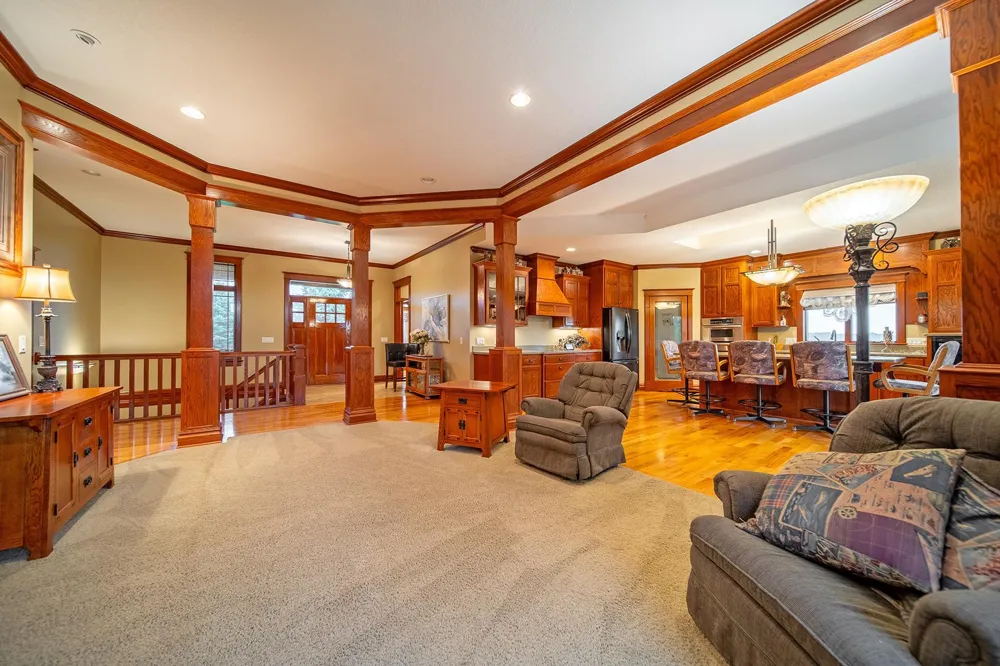 62997 430th Avenue Mazeppa, MN 55956