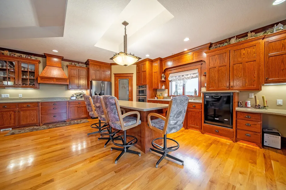 62997 430th Avenue Mazeppa, MN 55956