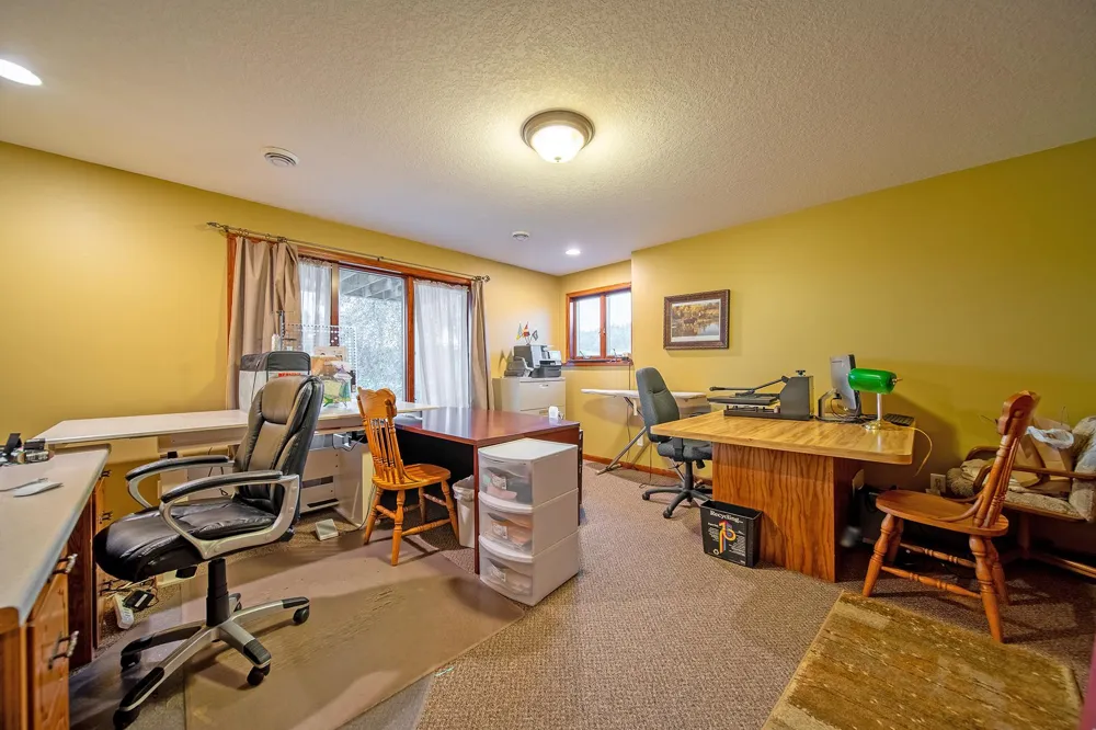 62997 430th Avenue Mazeppa, MN 55956