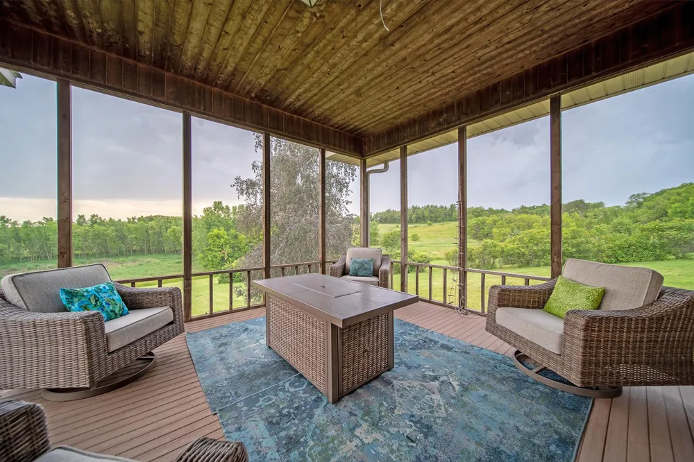62997 430th Avenue Mazeppa, MN 55956
