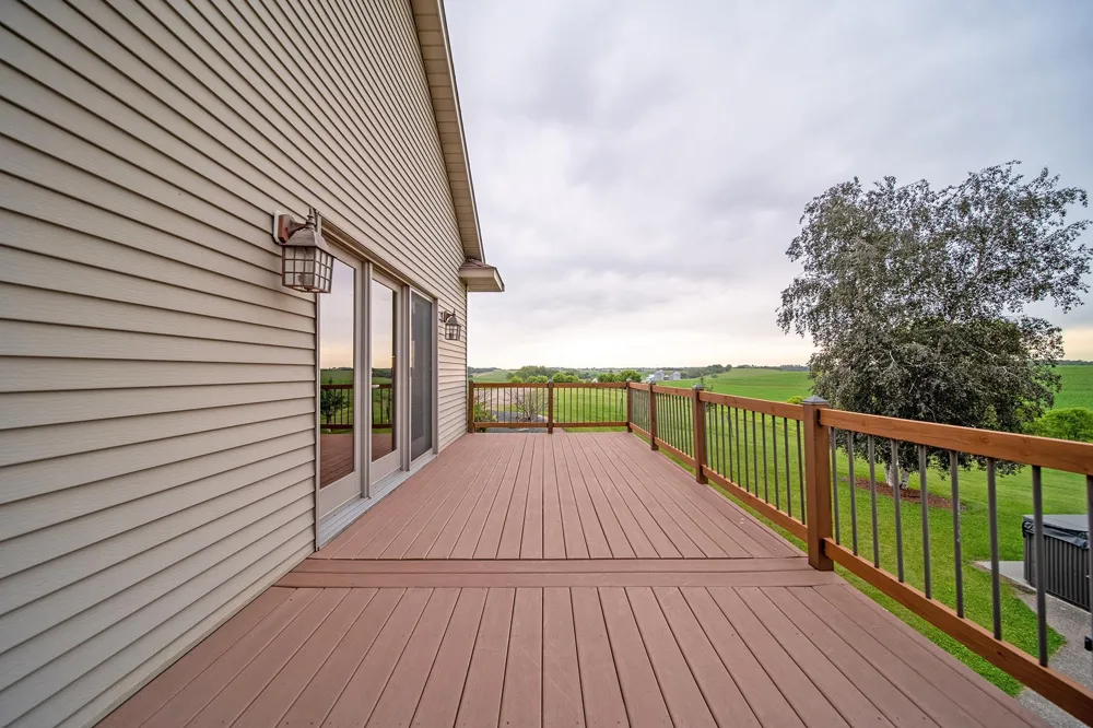 62997 430th Avenue Mazeppa, MN 55956