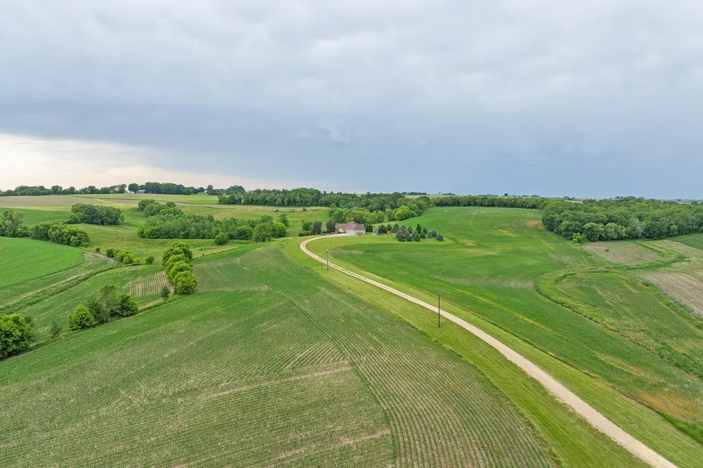 62997 430th Avenue Mazeppa, MN 55956