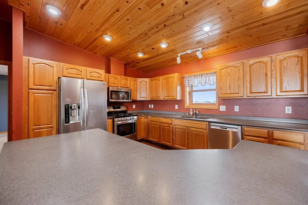 W1660 Maplewood Lane Alma, WI 54610