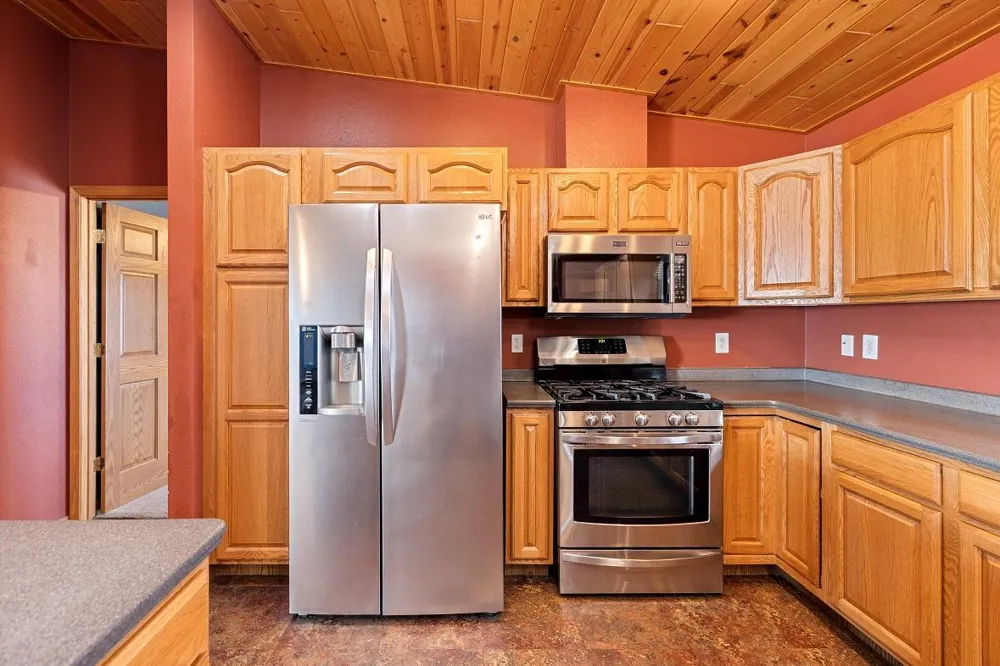 W1660 Maplewood Lane Alma, WI 54610