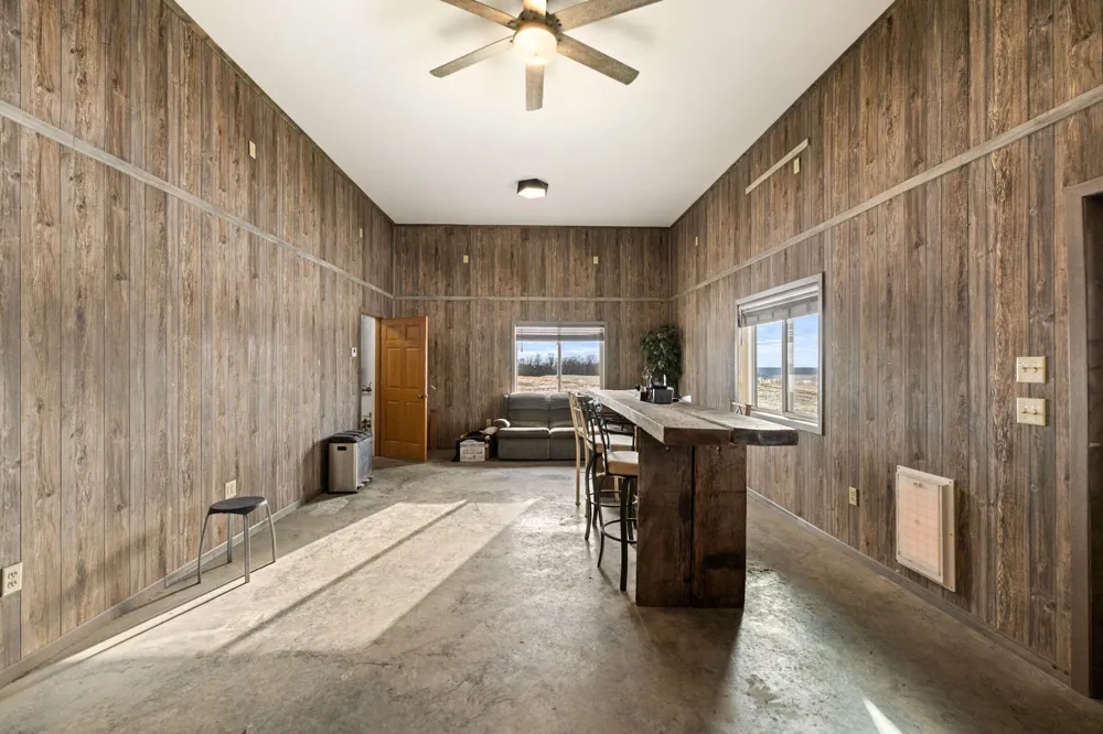 W1660 Maplewood Lane Alma, WI 54610