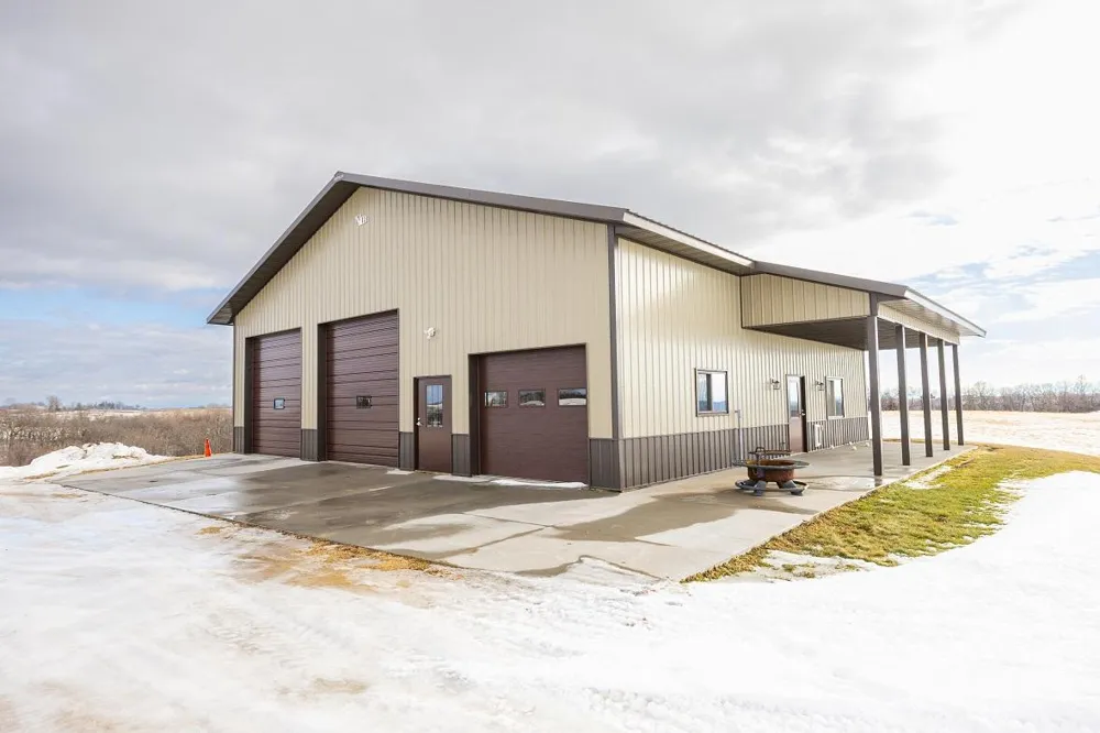 W1660 Maplewood Lane Alma, WI 54610