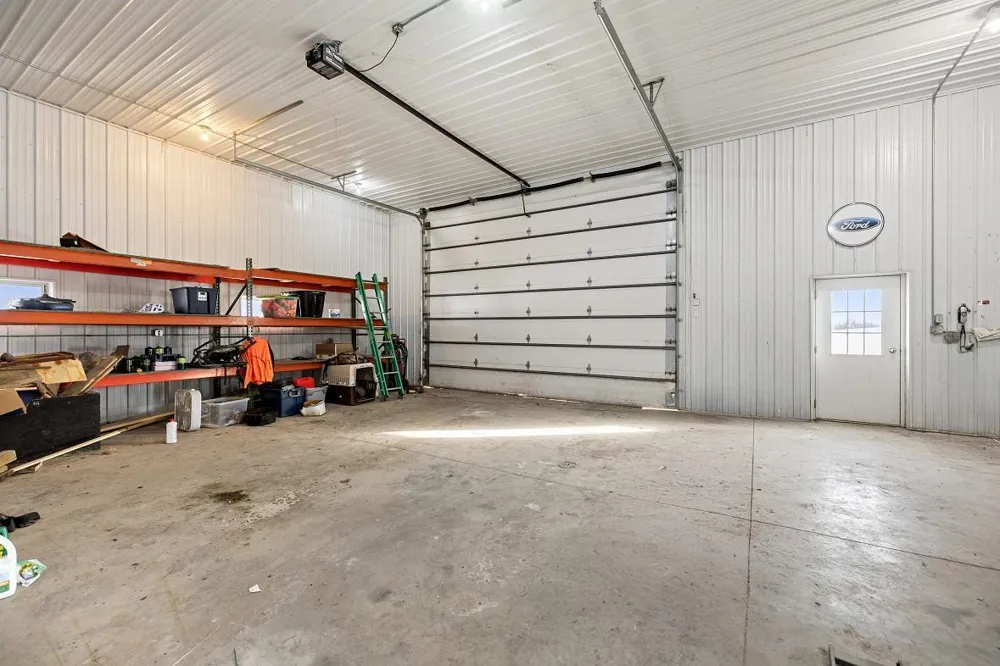 W1660 Maplewood Lane Alma, WI 54610