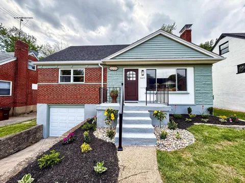 3645 Edgebrook Drive