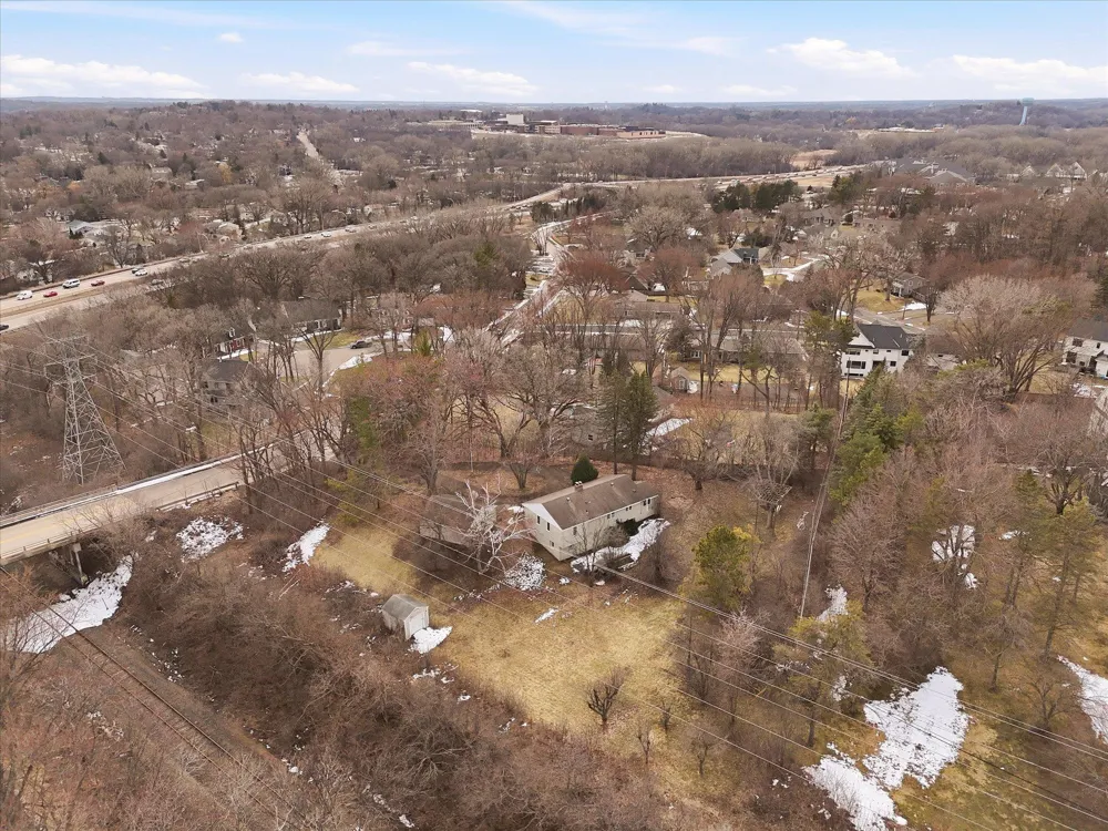 6300 Valley View Road Edina, MN 55436