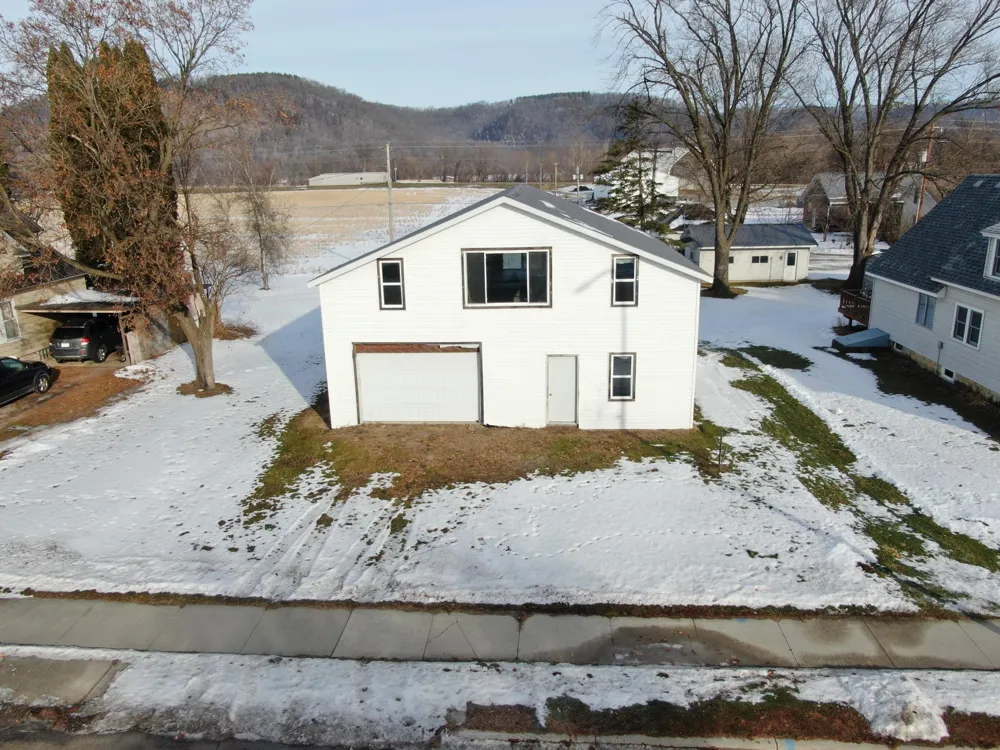116 Mill Street Peterson, MN 55962