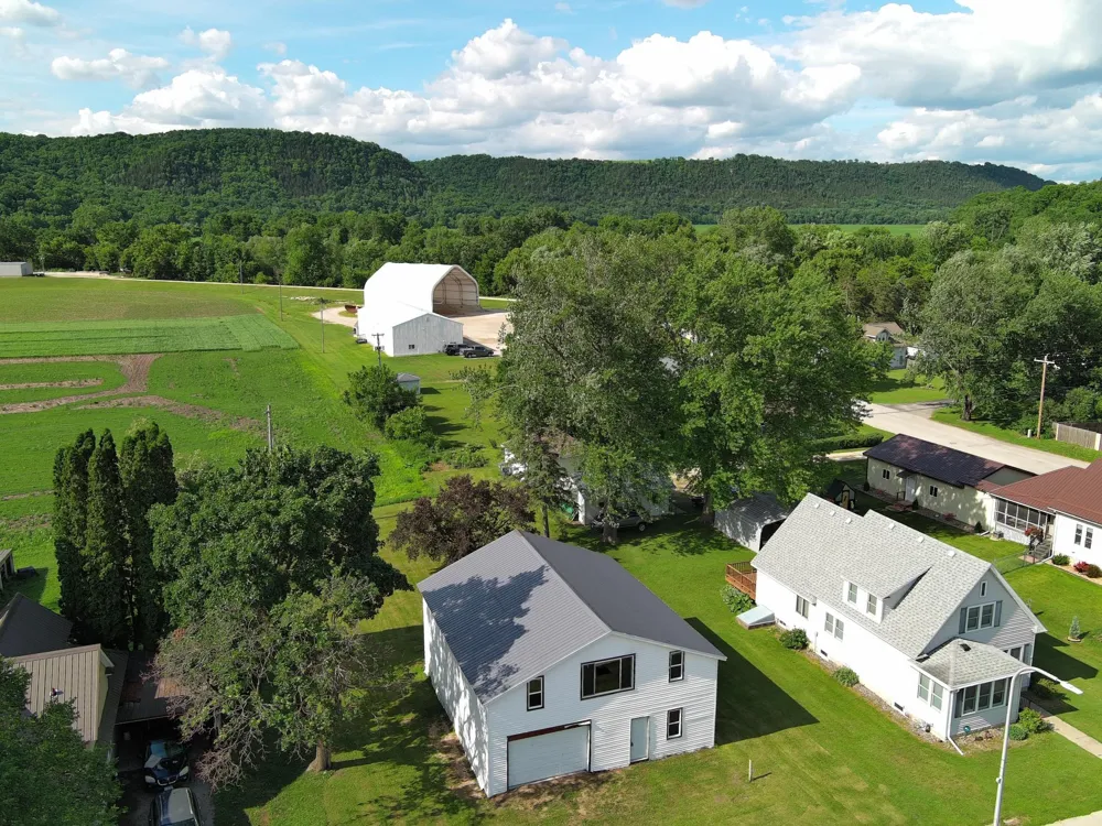 116 Mill Street Peterson, MN 55962