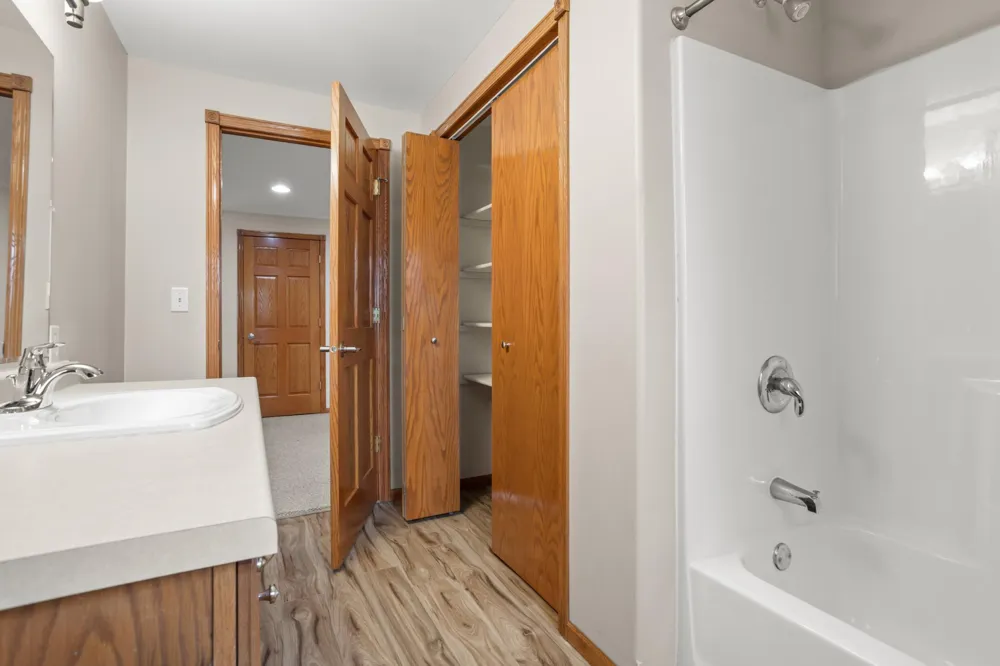 1410 Mendenhall Avenue Breckenridge, MN 56520