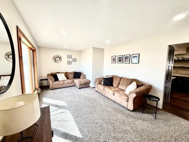 475 E CSAH 10 Vesta, MN 56292