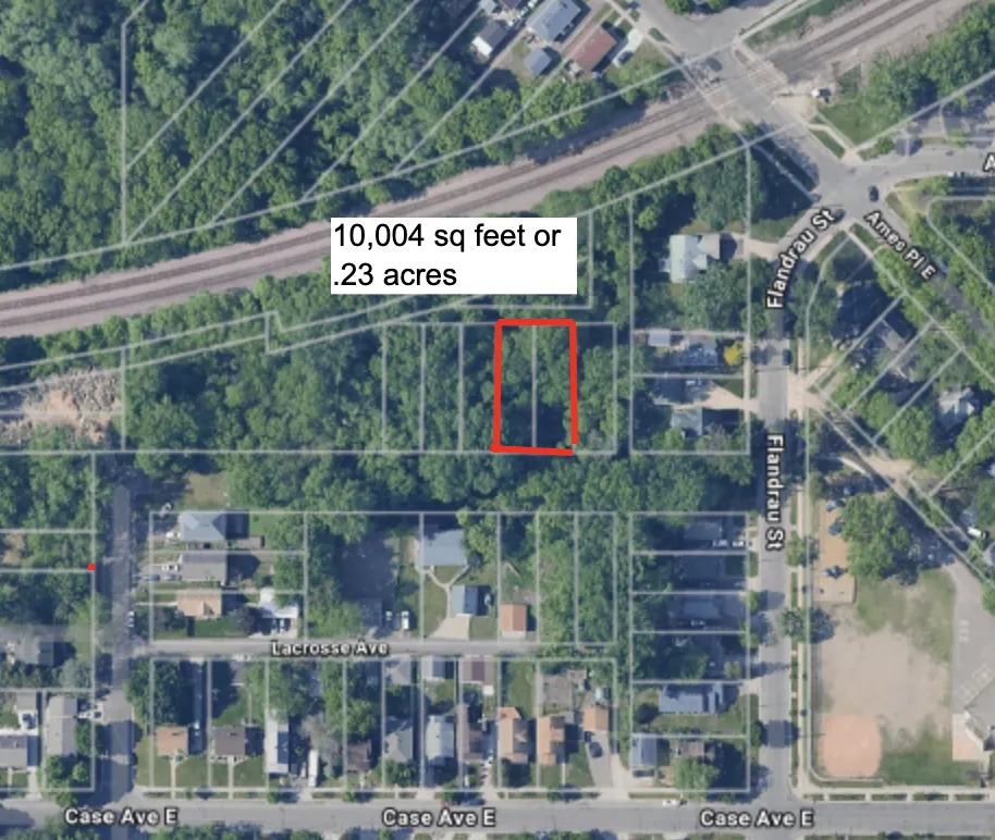 La Crosse Avenue North Saint Paul, MN 55106