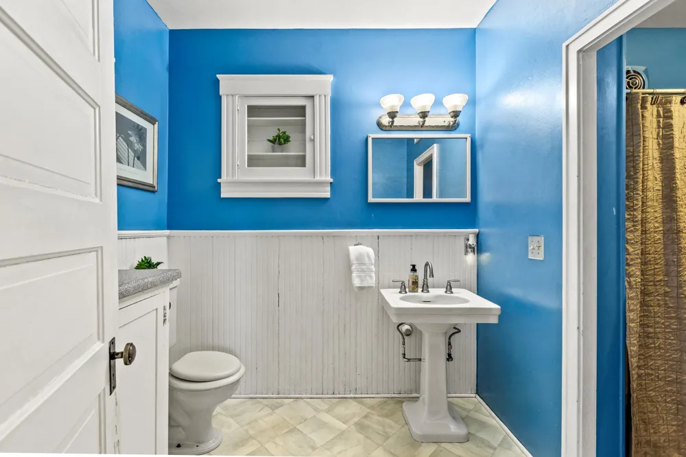930 3rd Avenue Eau Claire, WI 54703
